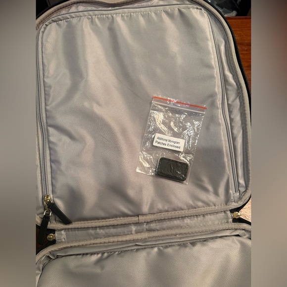 Tumi Oxford compact carry-on - Picture 15 of 17